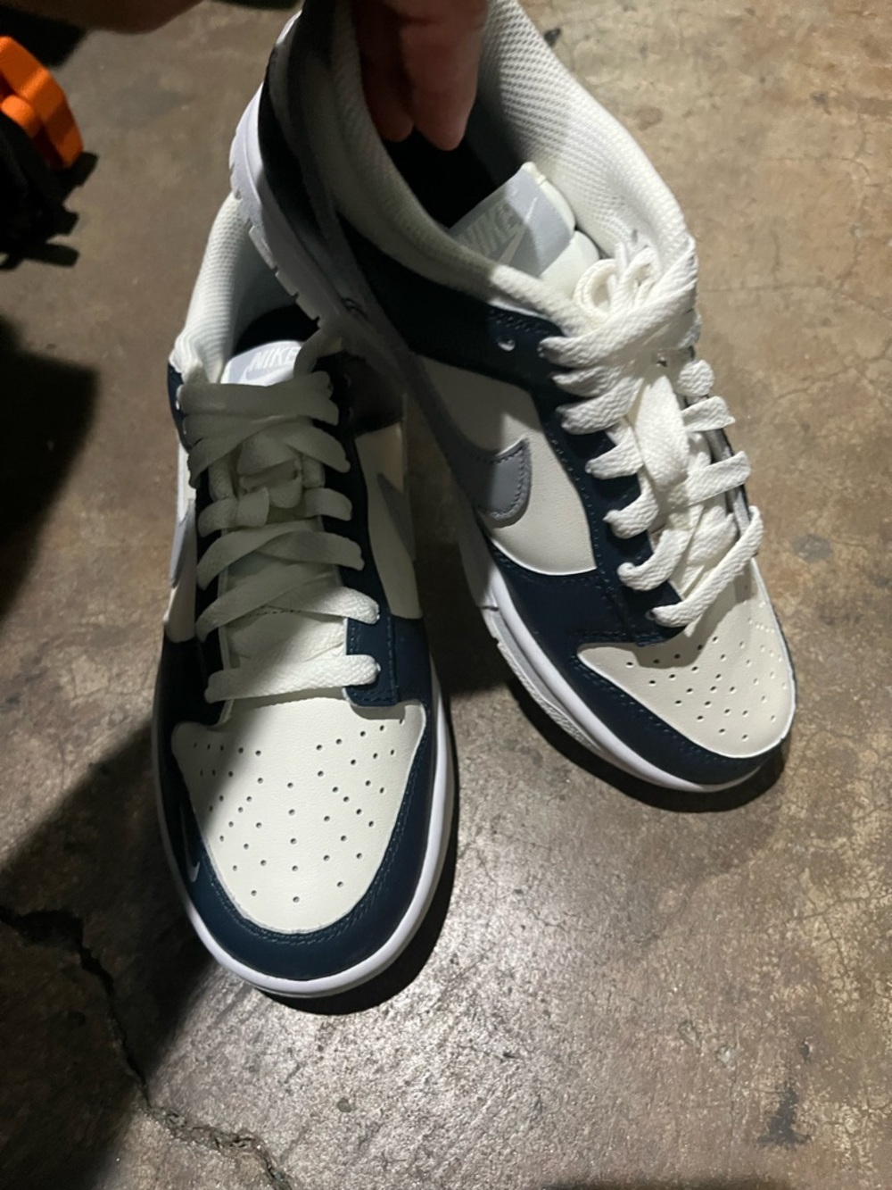 Nike women’s dunk low hv2390-100 Low-Top Sneakers in White and Dark Blue